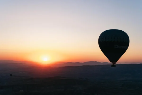 Cappadocia: Goreme Hot Air Balloon Flight at Sunrise